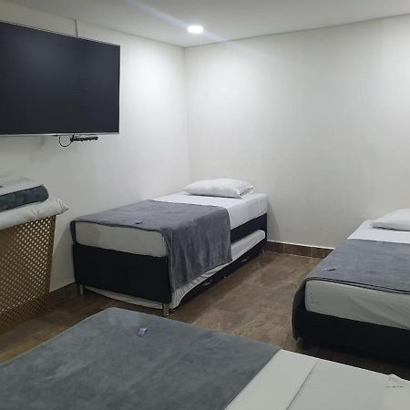 Hotel Prestige Medellín Esterno foto