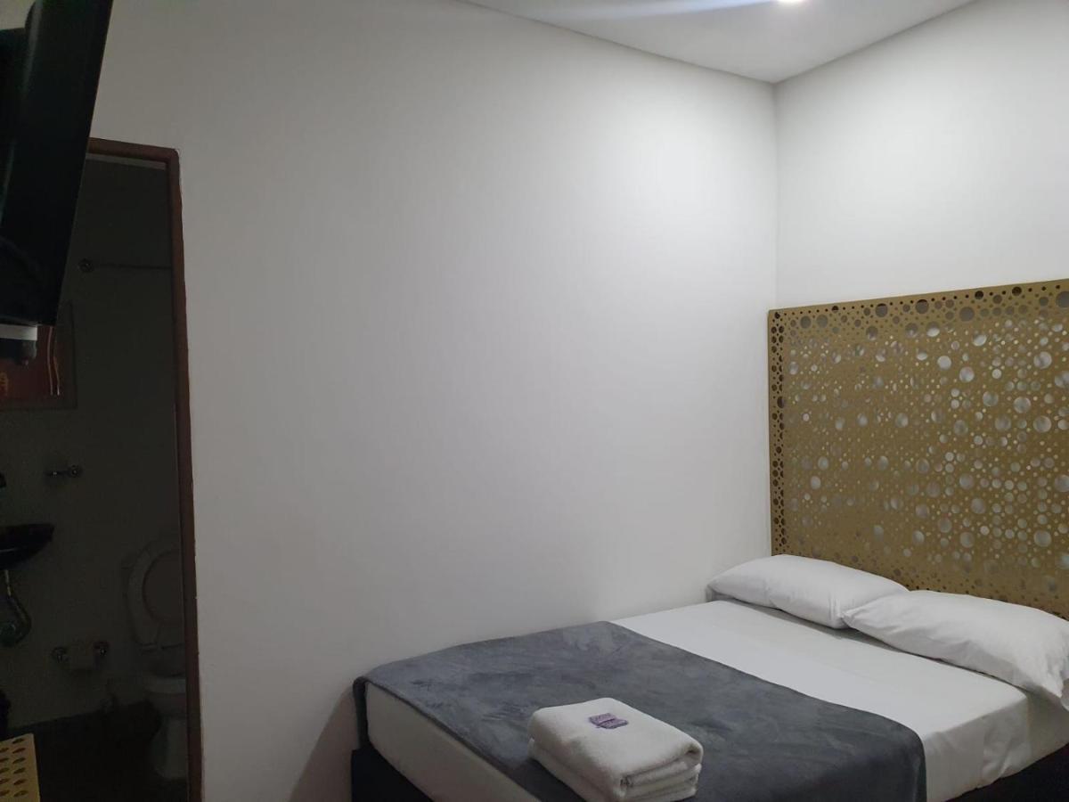 Hotel Prestige Medellín Esterno foto