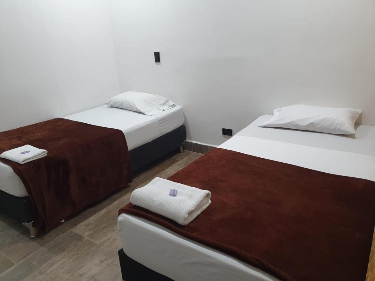 Hotel Prestige Medellín Esterno foto