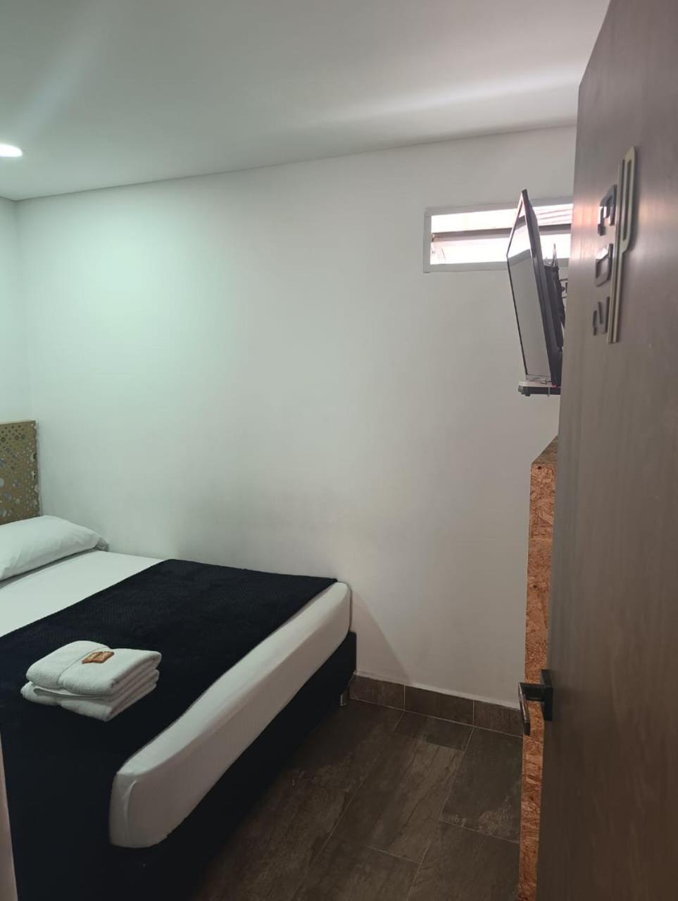 Hotel Prestige Medellín Esterno foto