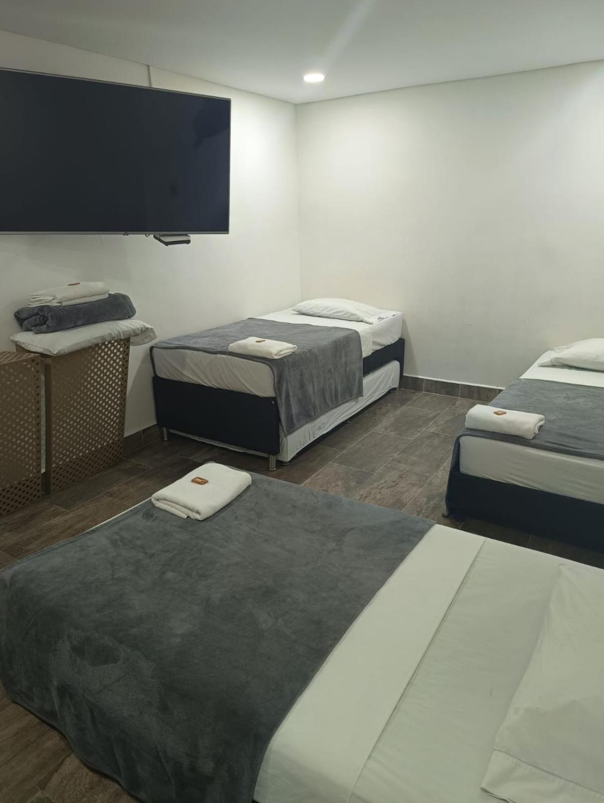 Hotel Prestige Medellín Esterno foto
